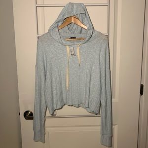NWT Urban Outfitters Sky Out From Under Large